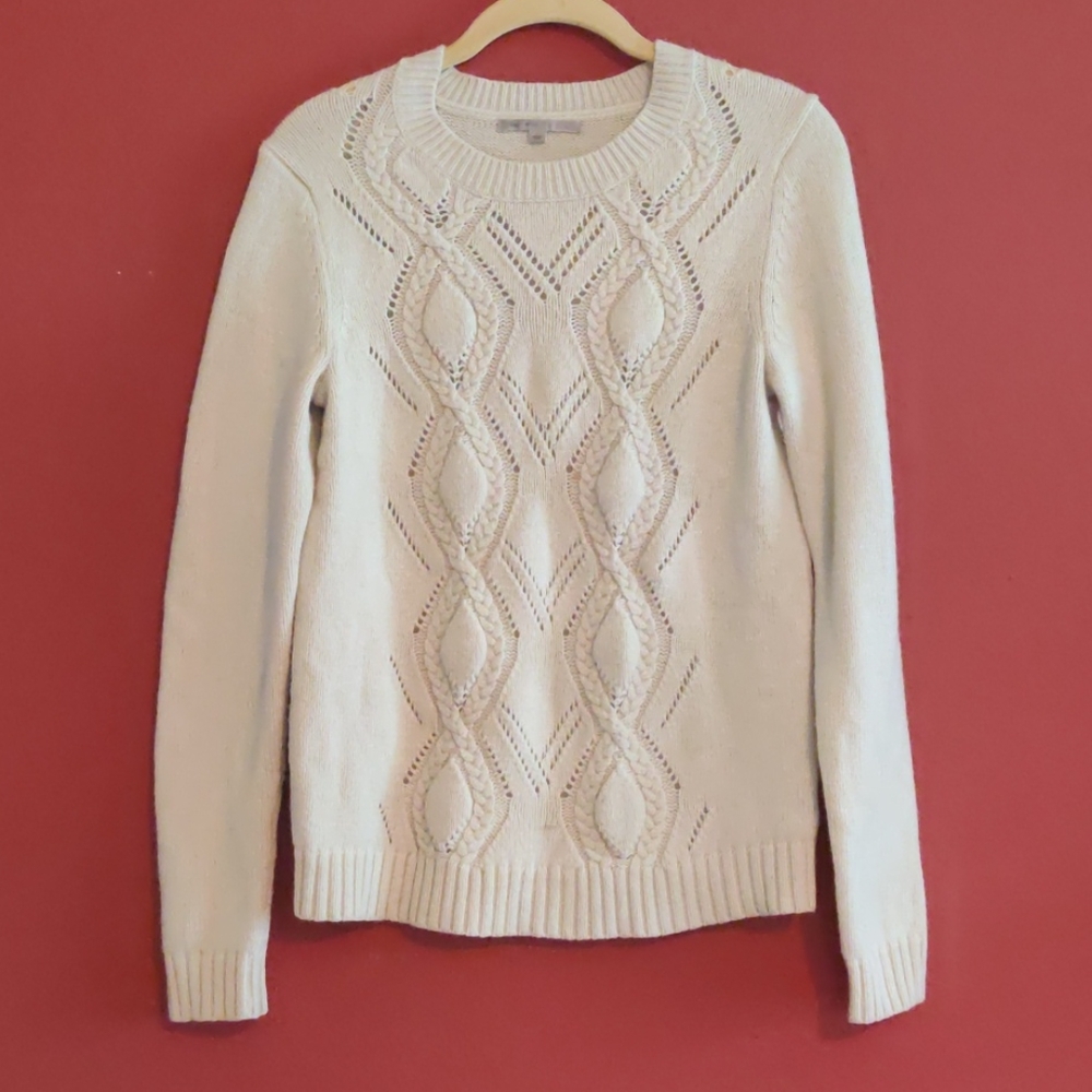 Gap cozy cream pointelle cable knit sweater